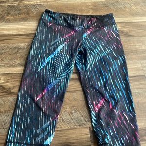 Capri Patterned Leggings